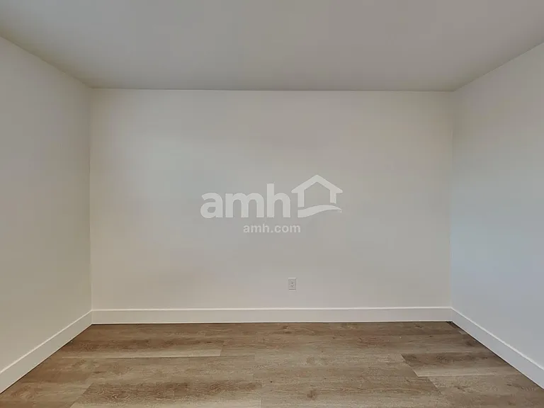 7445 S Keller Ln — Photo 16