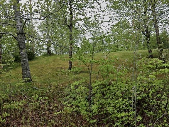 2nd image of 51 Lead Mine Rd