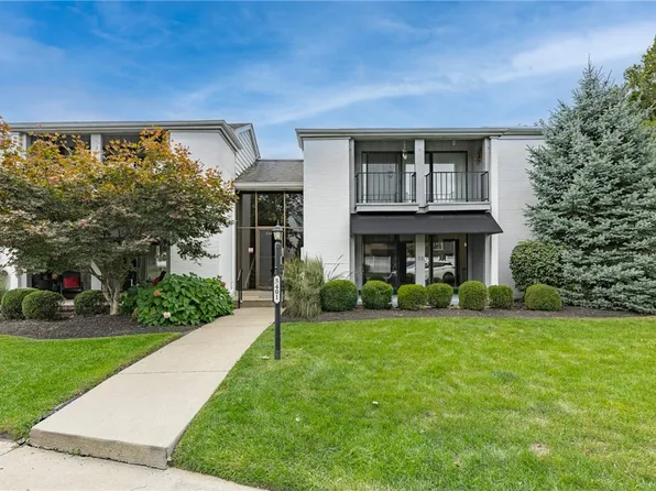 5401 Landau Dr APT 16, Dayton, OH 45429