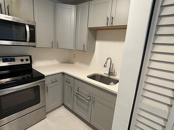 2nd image of 2720 NW 21st Ct #B