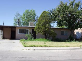1009 Esperanza Dr, Belen, NM 87002