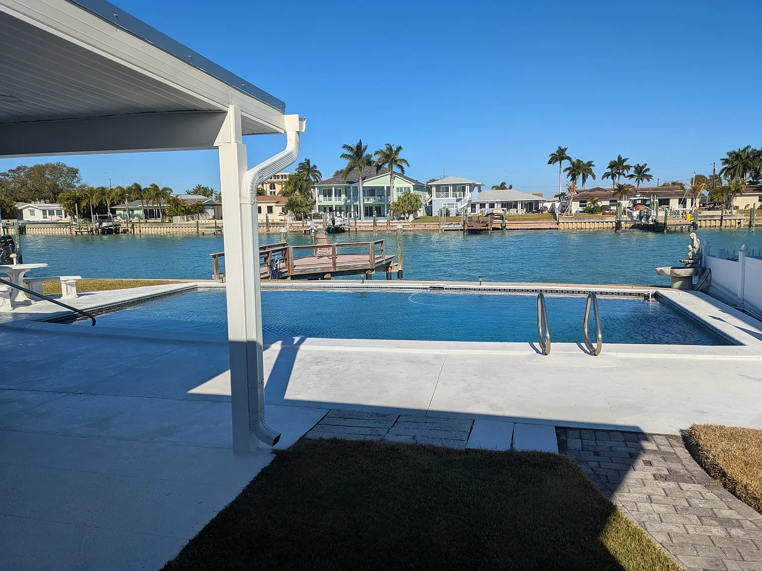 820 Capri Blvd — Photo 1