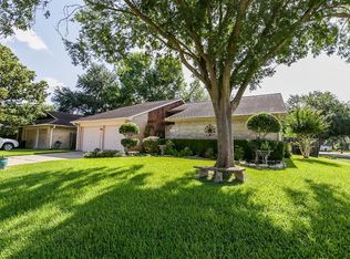 918 Mayweather Ln, Richmond, TX 77406