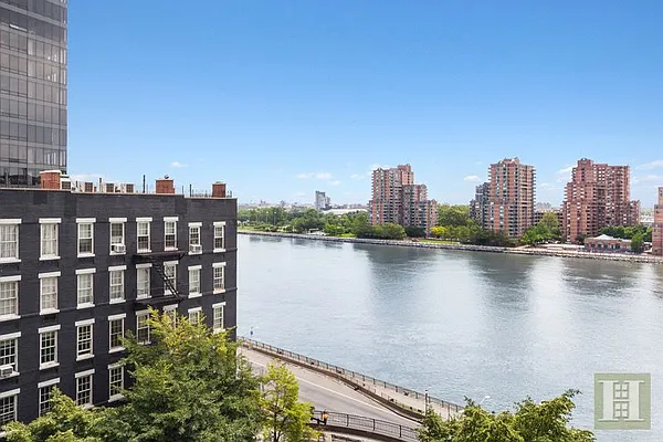 Sold by Halstead Real Estate | media 8