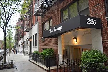 Rented by Metropolitan Res. Partners