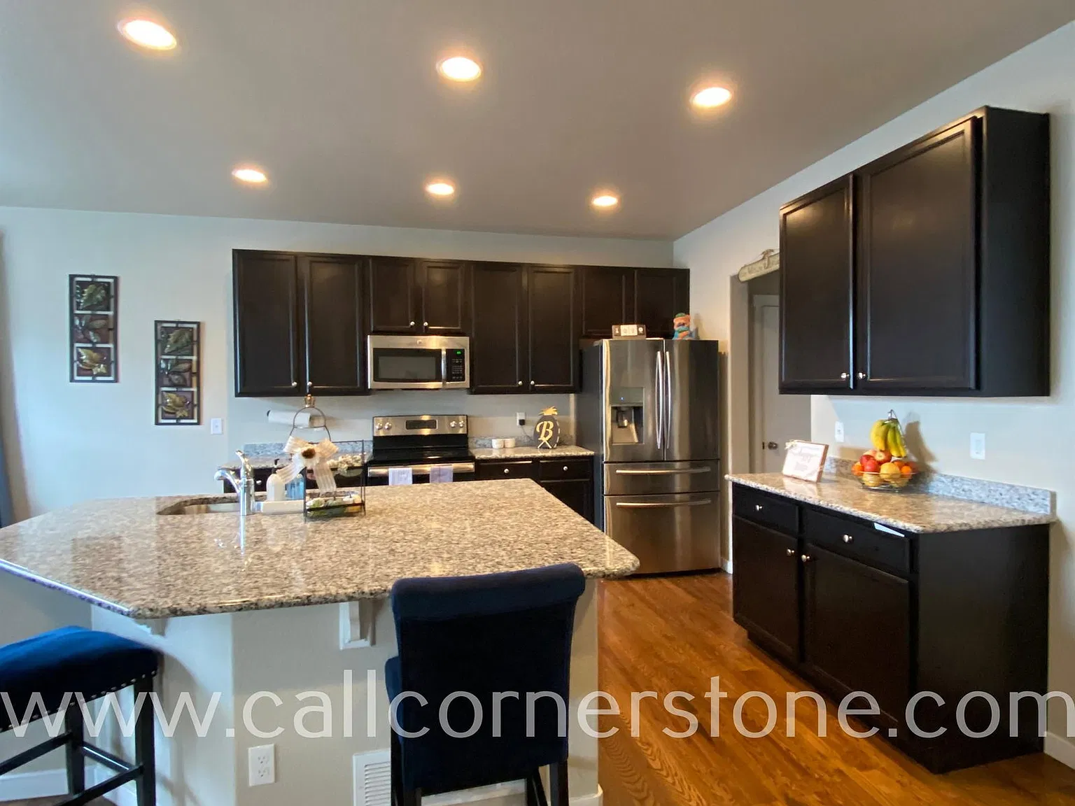 5 bed, 3.5 bath, 3162 sqft, $3,022 — Photo 4