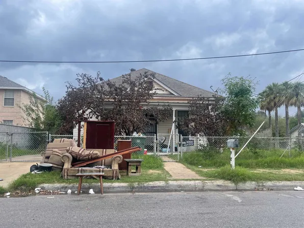 920 McPherson Ave, Laredo, TX 78040