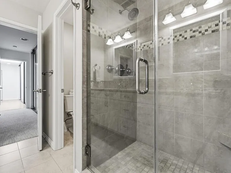 48 Antigua Ct — Photo 33