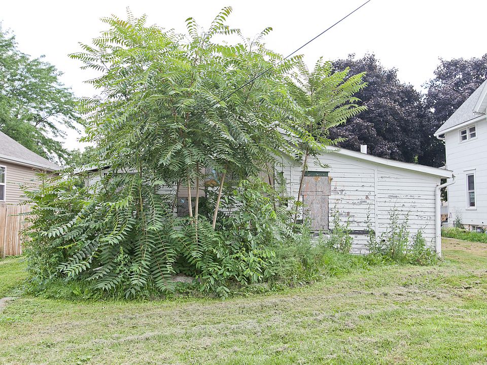 2nd image of 416 4th Ave SW