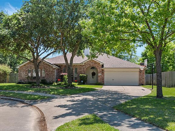 2nd image of 5937 Whispering Lakes Dr