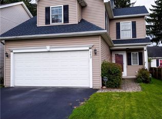 243 Heberle Rd, Rochester, NY 14609