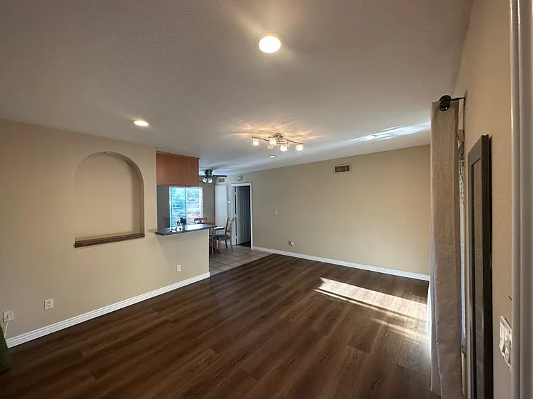 1000 Estes St #57 — Photo 2