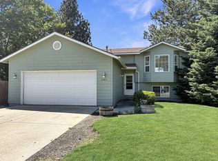 2565 N Stagecoach Dr, Post Falls, ID 83854