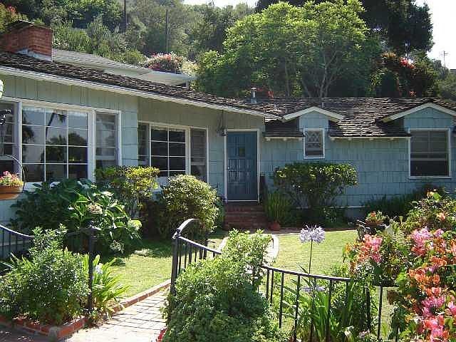 1st image of 9955 Grosalia Ave