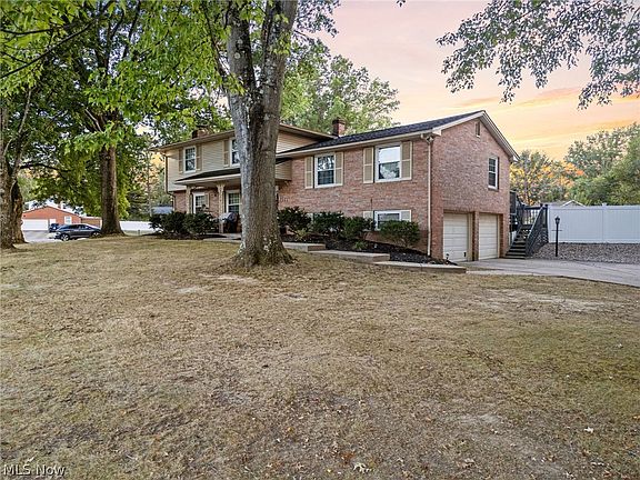 4th image of 4277 Skycrest Dr NW