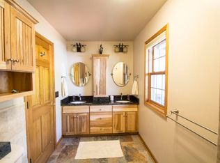 5025 Newburg Rd, Bancroft, MI 48414