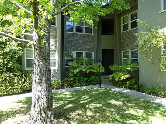 4th image of 2249-2 Merton Ave