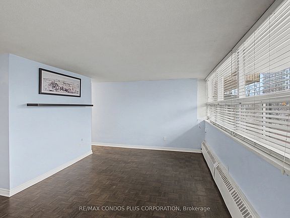 5th image of 5949 Yonge St #208