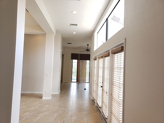 4th image of 314 Villa Sorrento Cir