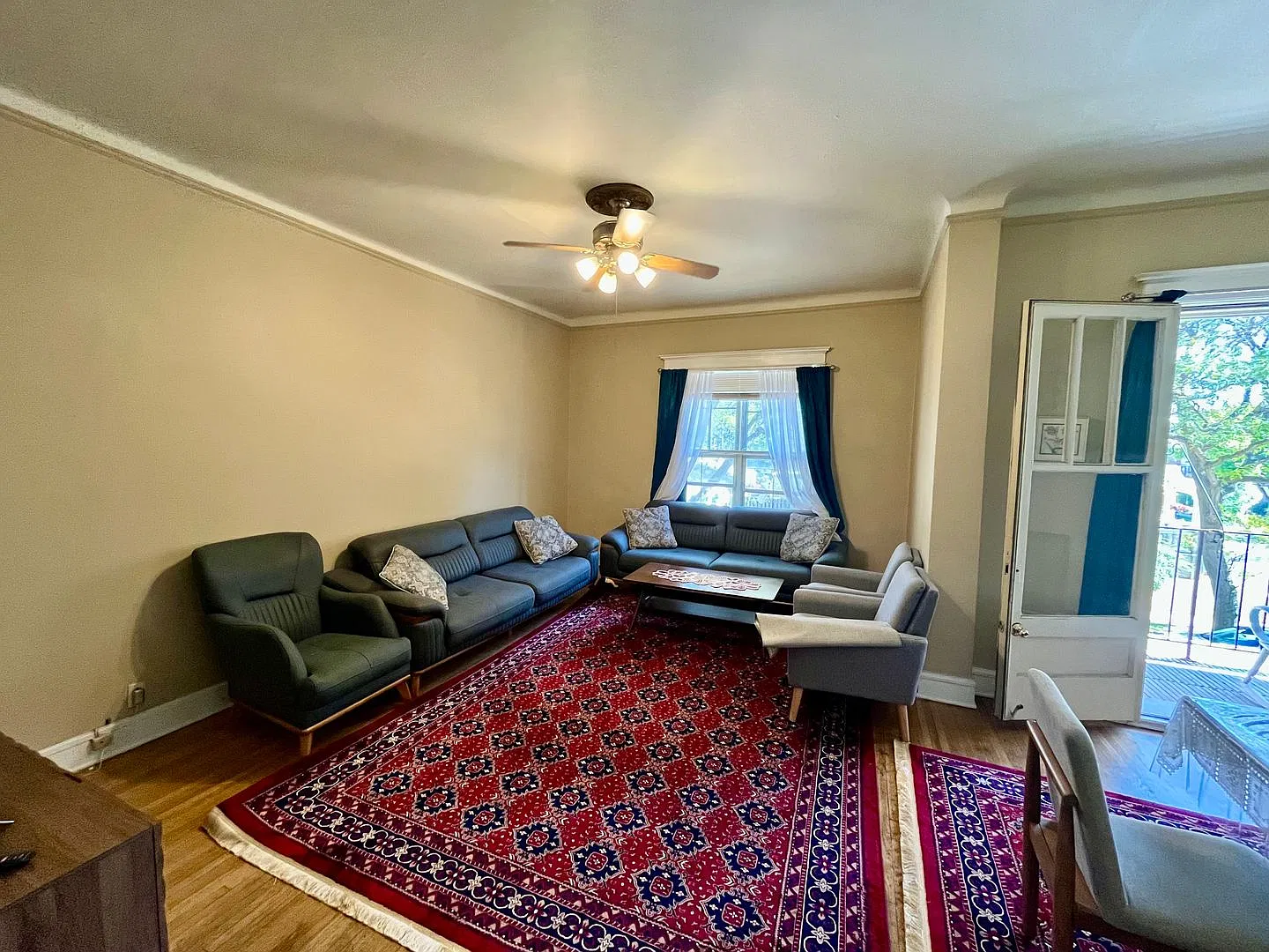 2320 E Belleview Pl. — Photo 3