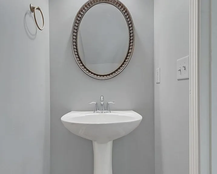 1072 Woodbury Falls Dr — Photo 22