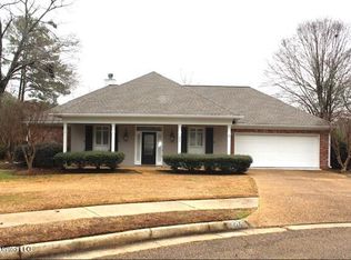 305 Holley Ln, Ridgeland, MS 39157