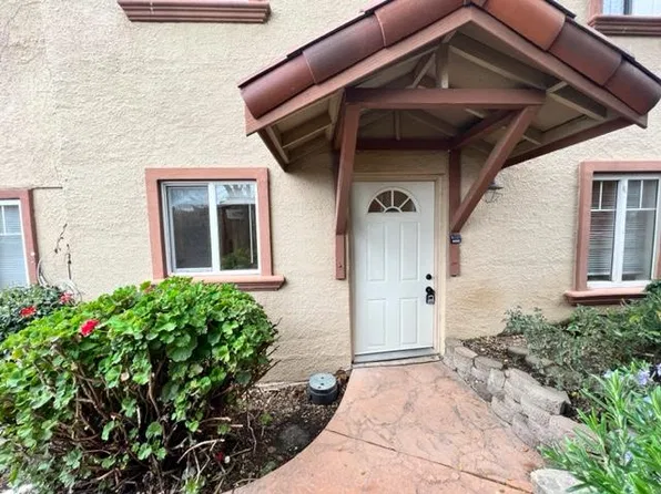 21925 Rockford Rd, Hayward, CA 94541