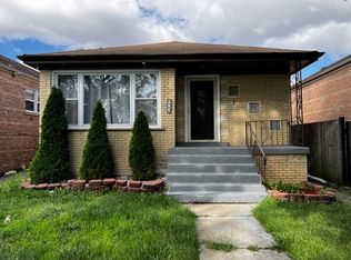 7742 S Albany Ave, Chicago, IL