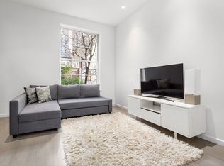 220 W 79th St APT 3, New York, NY 10024