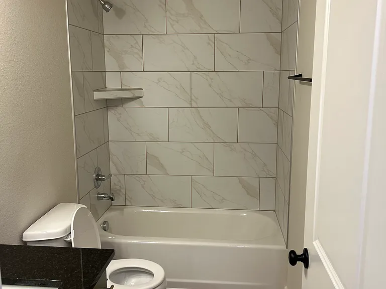 3708 W Delmar St — Photo 15