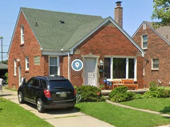 211 N Waverly St, Dearborn, MI 48128