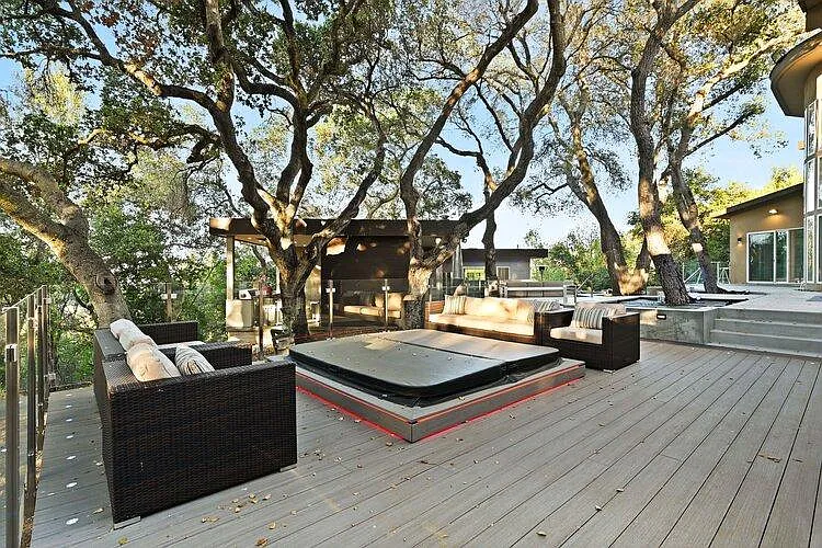 11195 Hooper Ln — Photo 24