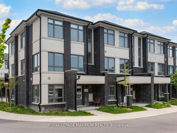 1383 Bradenton Path, Oshawa, ON L1K 1A9