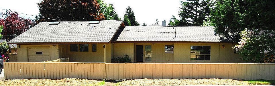 1st image of 1004 107th Ave SE