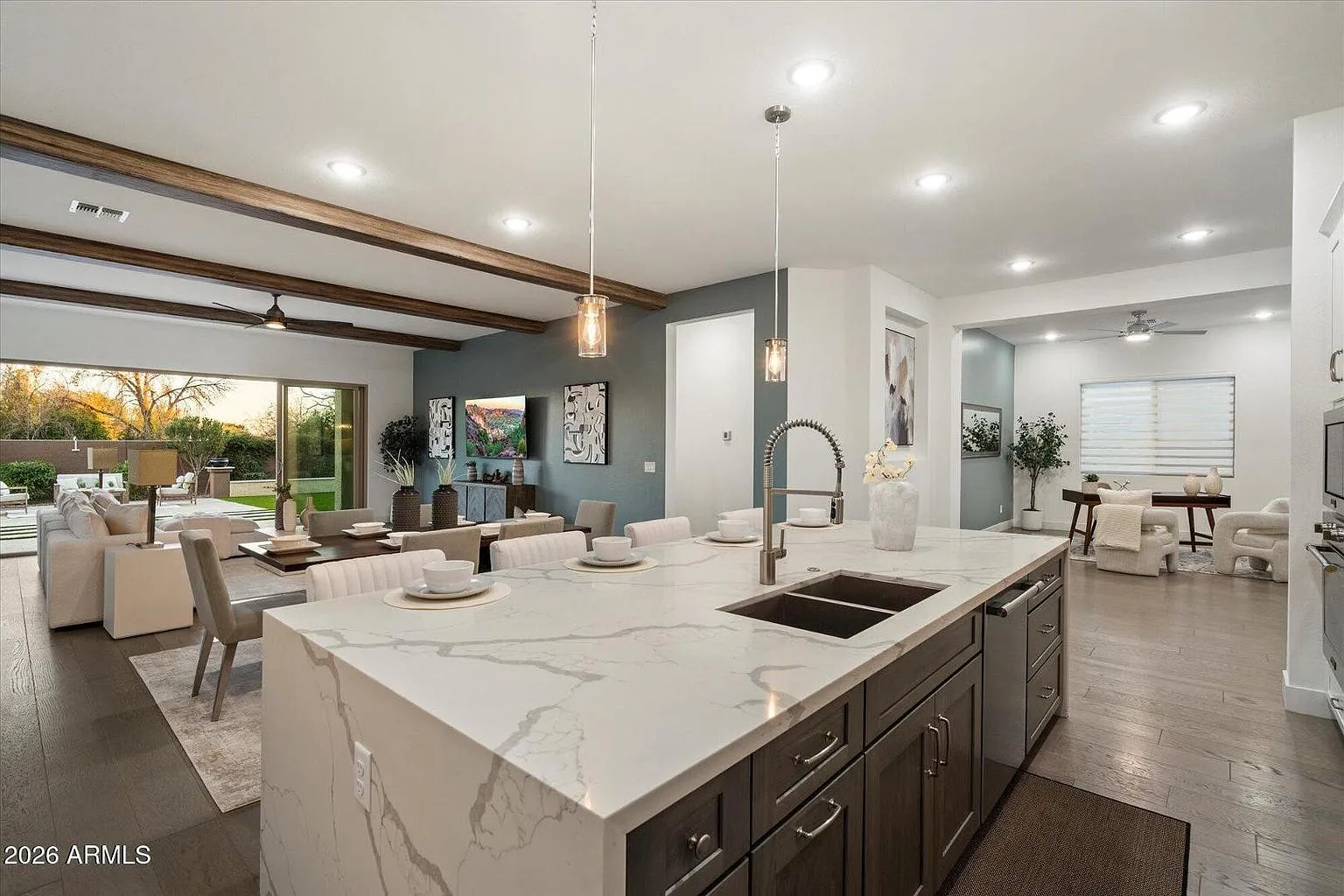 4 bed, 2699 sqft, $4,250 — Photo 3