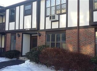 624 Sierra Vista Ln, Valley Cottage, NY 10989