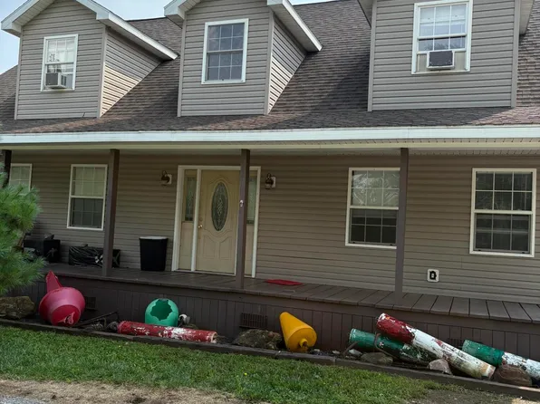 4445 N Rider Rd, Oak Harbor, OH 43449