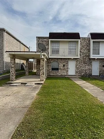 3708 Saratoga Dr