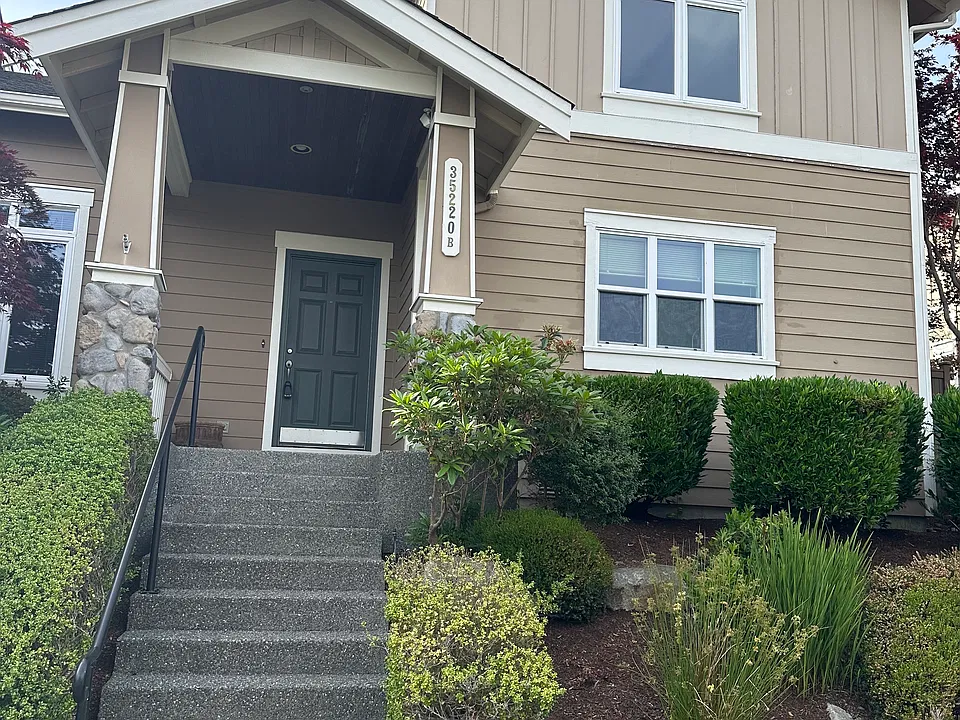 35220 SE Sequoia Pl