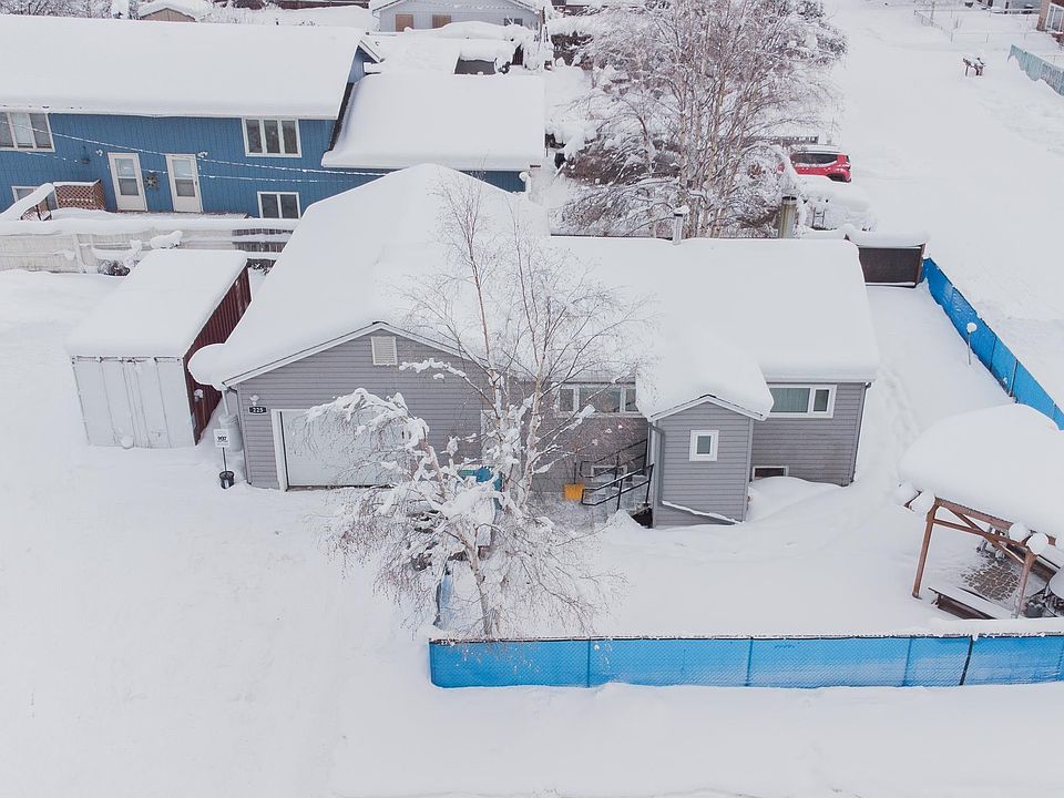 1st image of 225 Aurora Dr