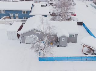 225 Aurora Dr, Fairbanks, AK 99709