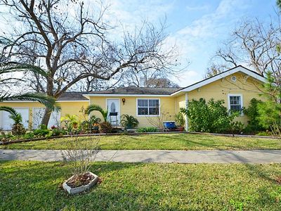 146 4th St, Sugar Land, TX, 77498