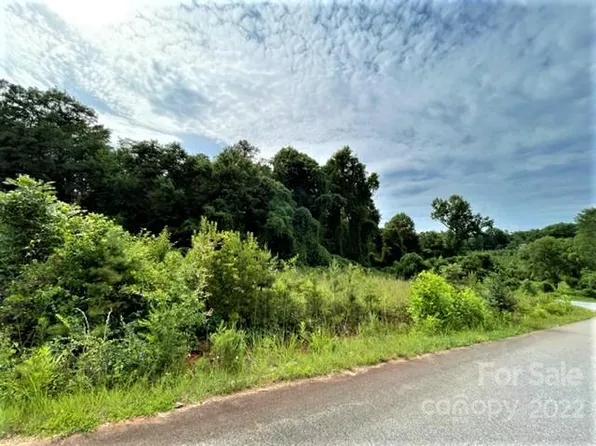 8 Shadowgate Dr #8, Forest City, NC 28043