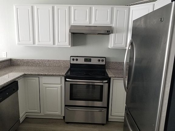 3rd image of 8780 Mira Mesa Blvd APT 4