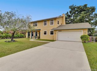 15130 Tetherclift St, Davie, FL 33331