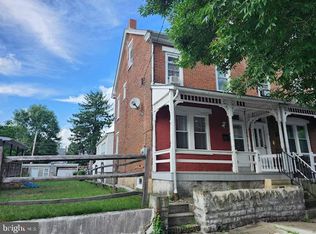 947 Queen St, Pottstown, PA 19464