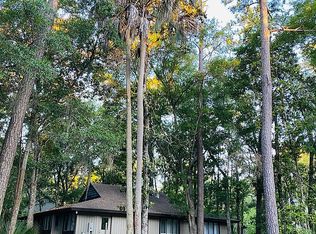 573 Oyster Rake Dr, Johns Island, SC 29455