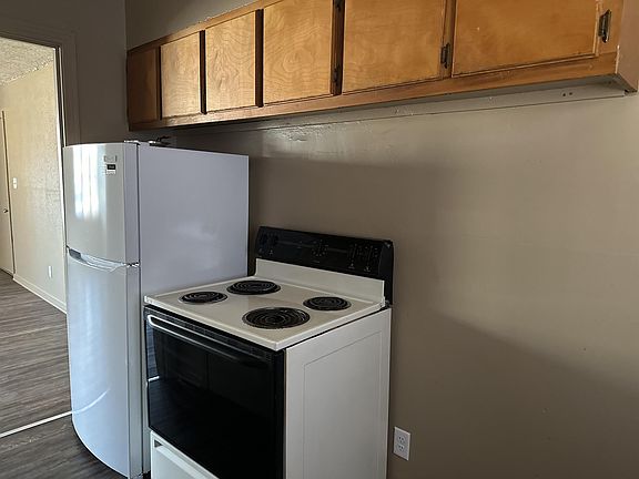4th image of 1607 S Martinson St #1