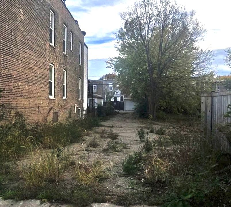 1st image of 2711 W Wilcox St