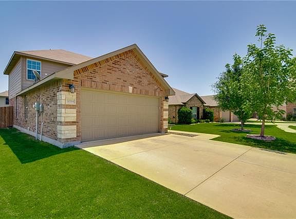 2nd image of 10204 Fossil Valley Dr